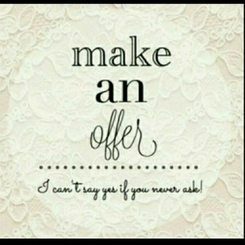 MAKE ME AN OFFER🙂